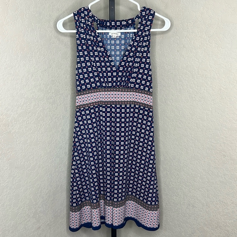 190 - Max Studio NWOT Navy Blue Floral Midi Dress, Size Small